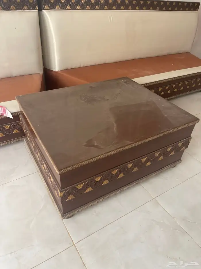 كنب شبه جديد للبيع 0