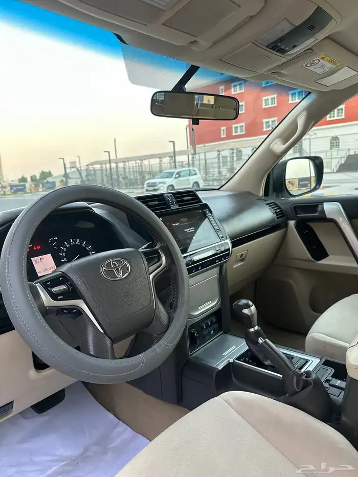 برادو 2022 6سلندر للبيع 9