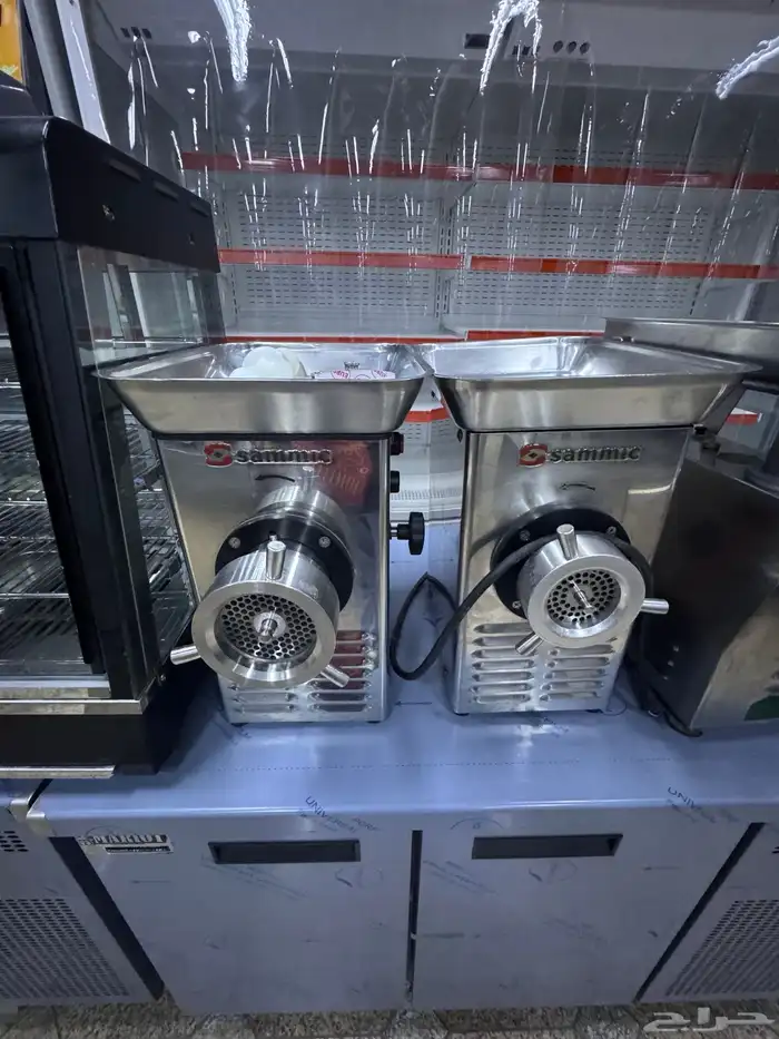 فرامة لحم ايطالي مستخدم نضيف 5