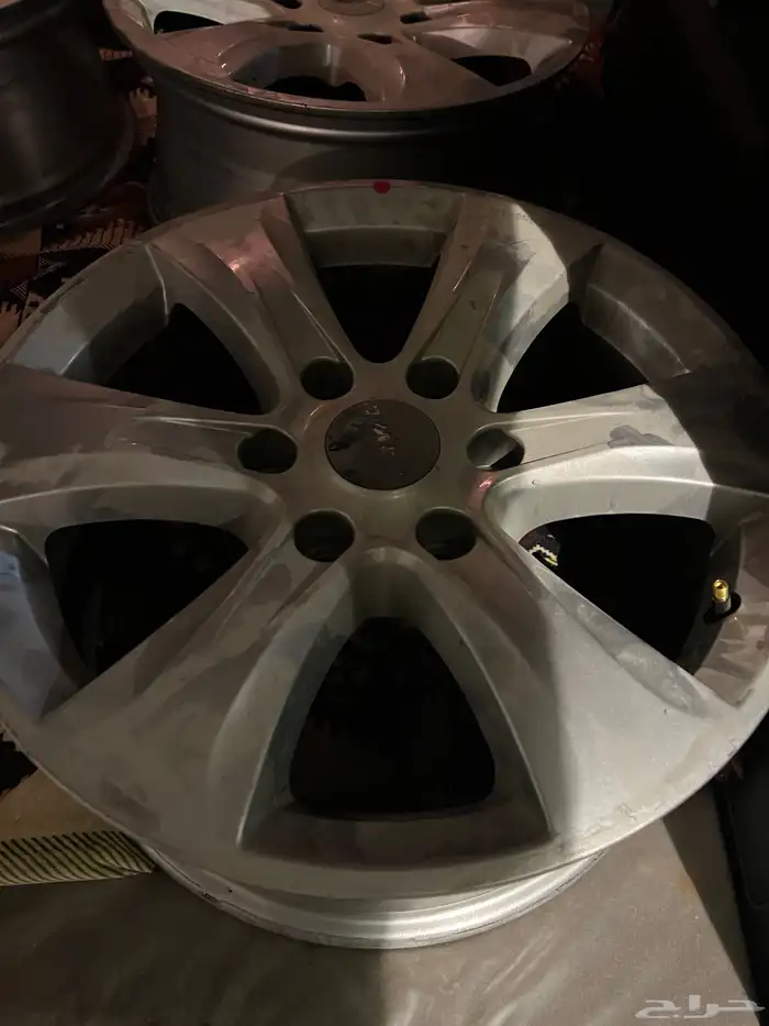 جنوط هافال 2022 H9 مقاس 18 65 265قابل للتفاوض 1