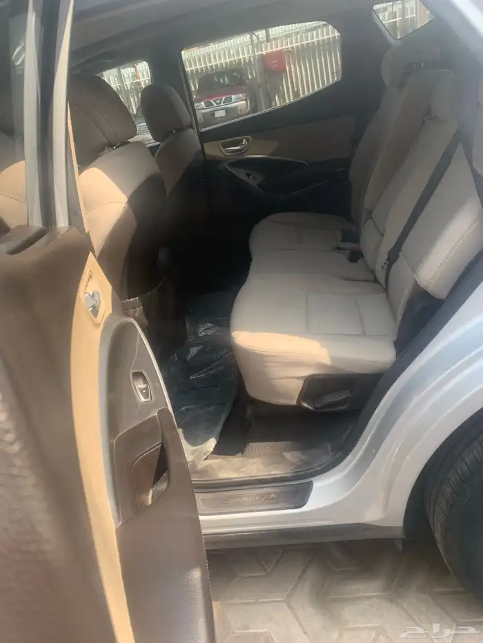هيونداي 4