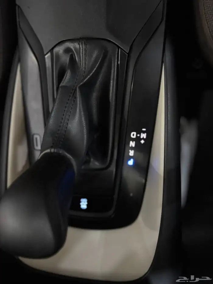 تويوتا كورولا موديل 2021 مستخدم نظيف 12