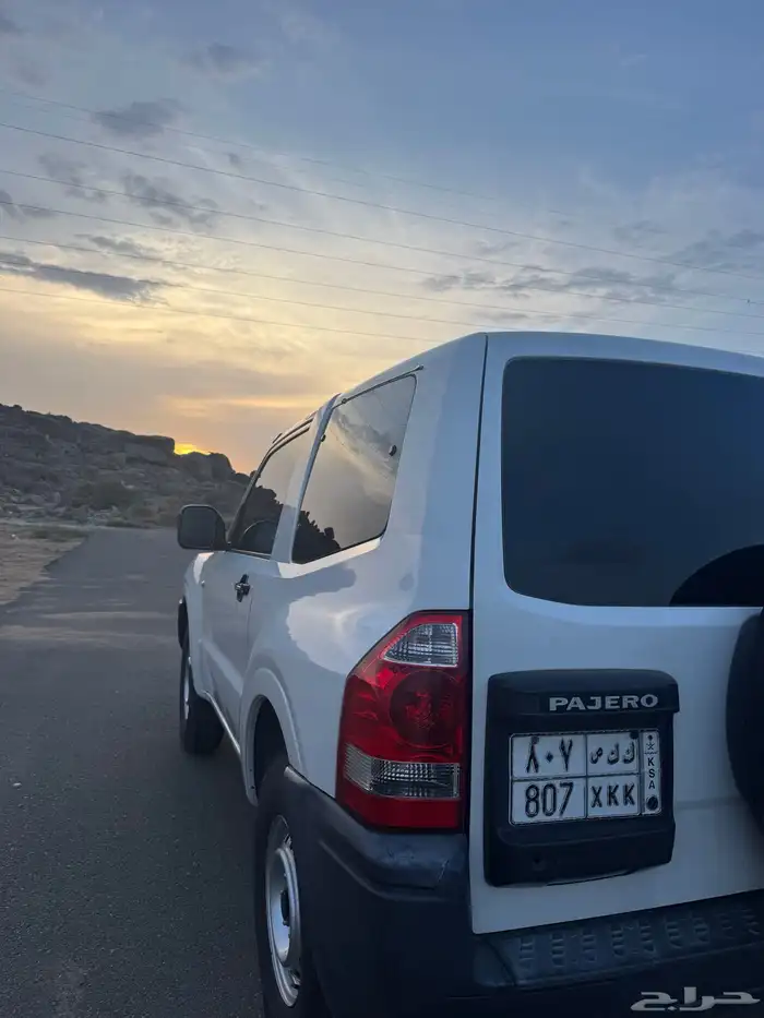 باجيرو مكينه قير شرط نظيف منوه المستخدم مصين من الي وكاله 1