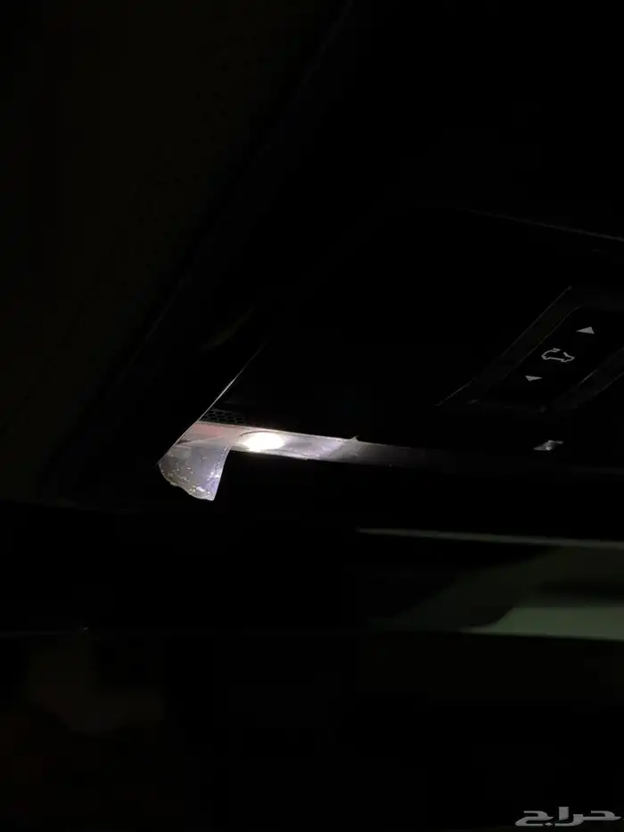 رنج روفر أوتوبيوقرافي تم البيع 31