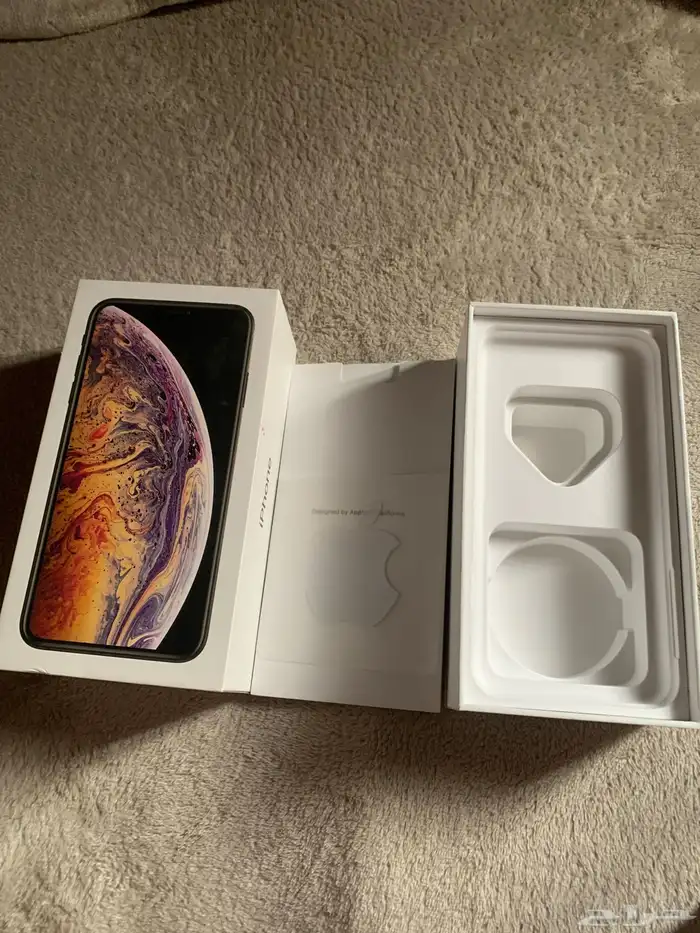 آيفون xs max للبيع 9