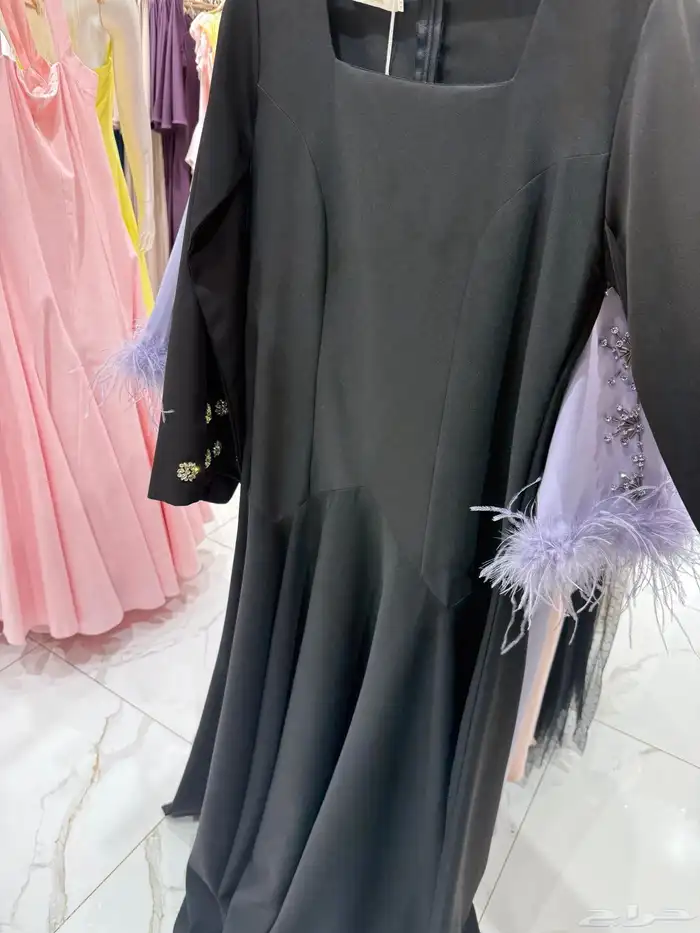 فستان اسود فخم 2
