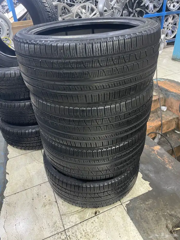 طقم كفرات برلي 275 40 22 رنج روفر 4