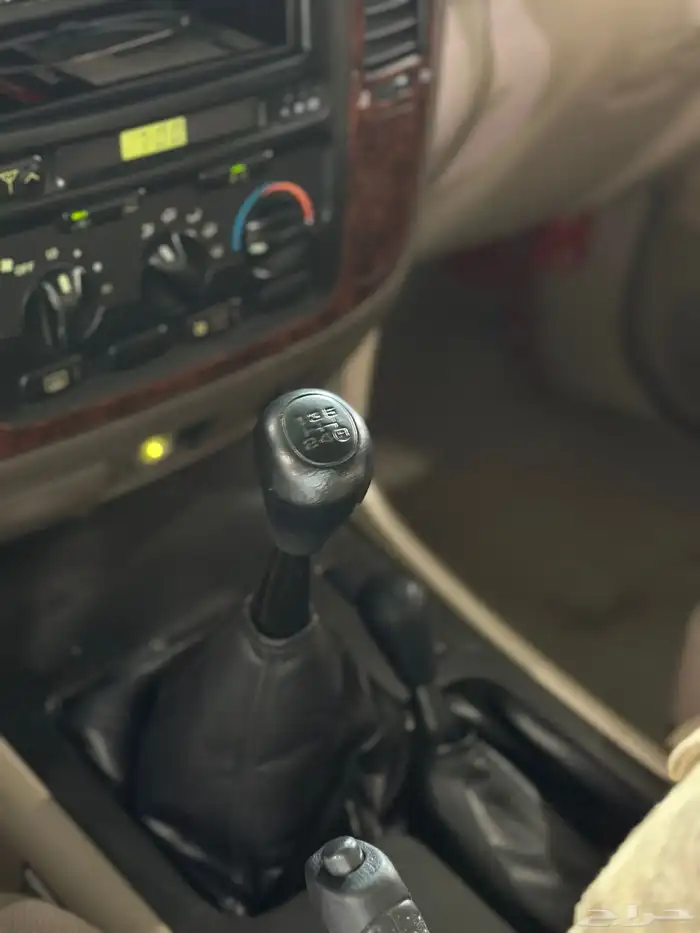 تويوتا جي اكس ار 2001 18