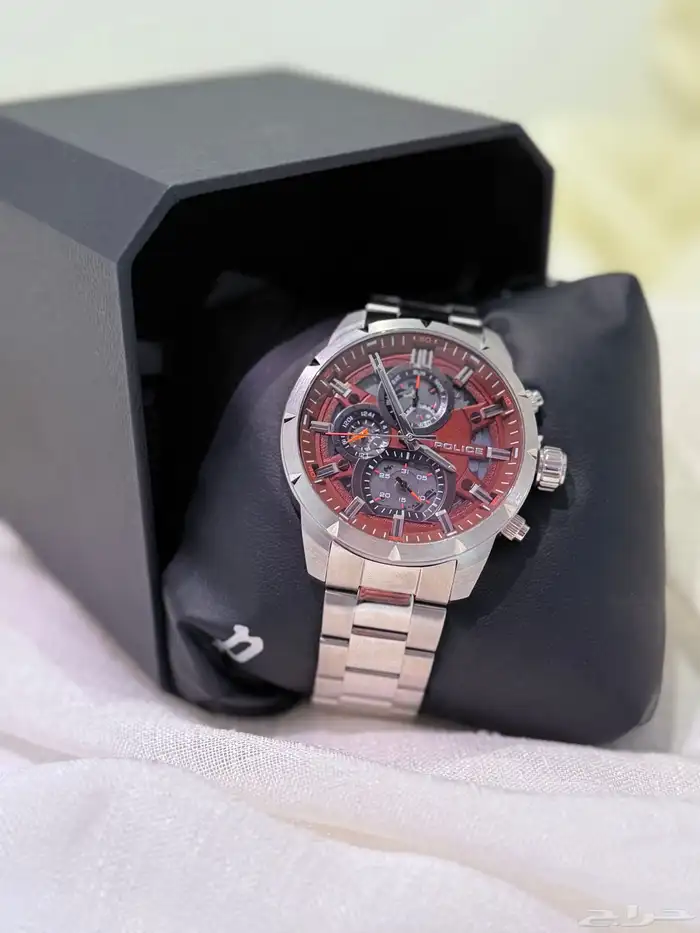 ساعات أصلية بخصم يصل إلى  70 11