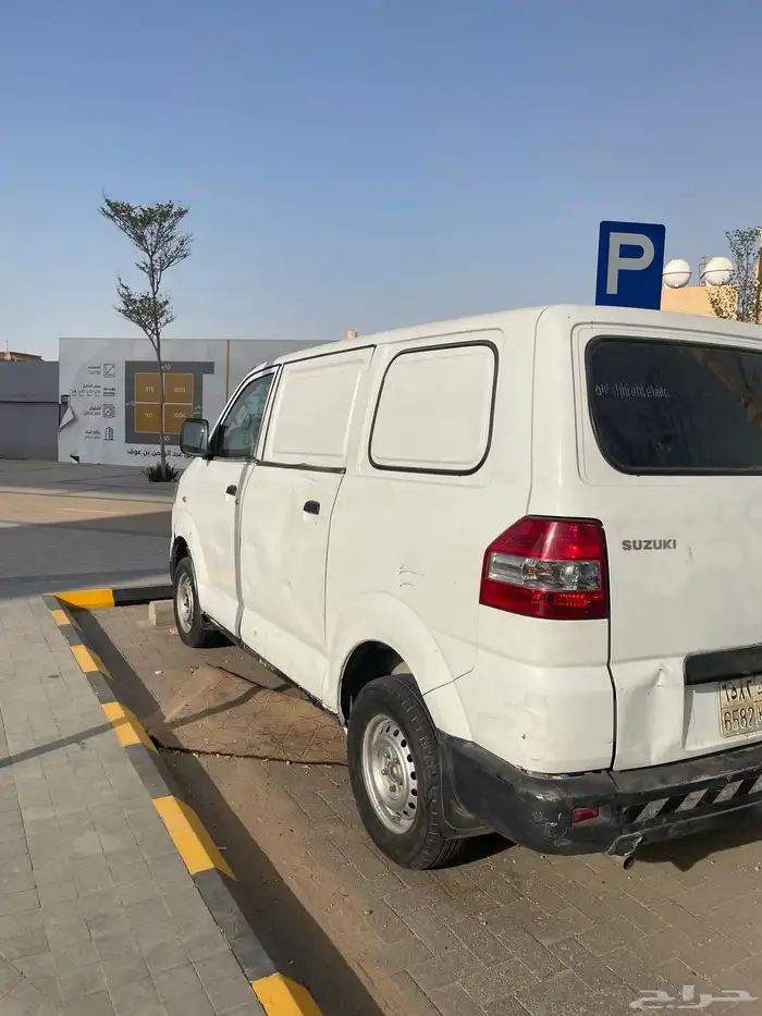سوزوكي فان 5