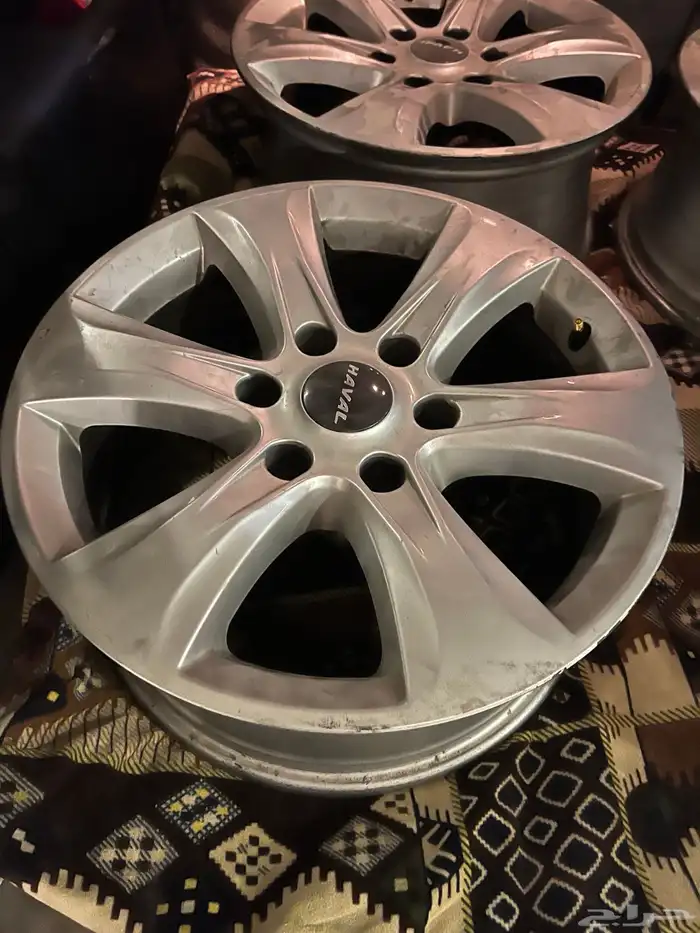 جنوط هافال 2022 H9 مقاس 18 65 265قابل للتفاوض 4