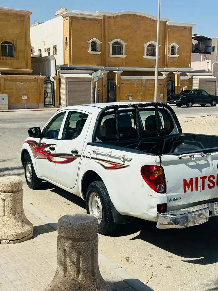 ميتسيوبيشي L200 موديل 2010 للبيع 1