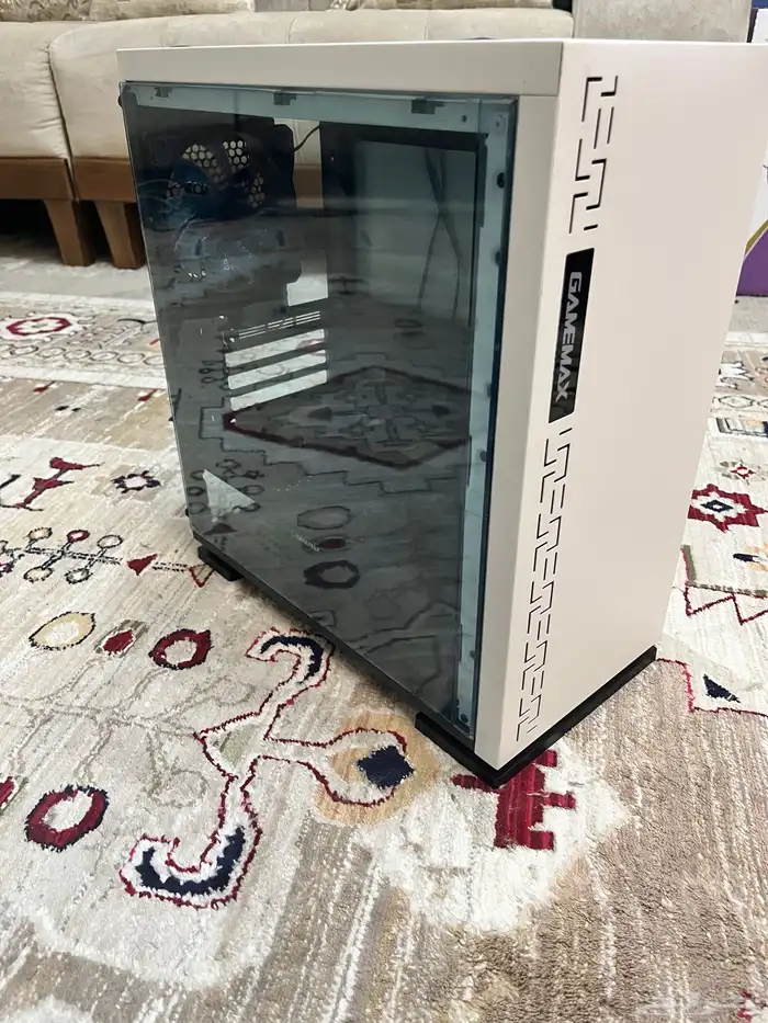 للبيع كيس ابيض و رام ddr4 8gb 0