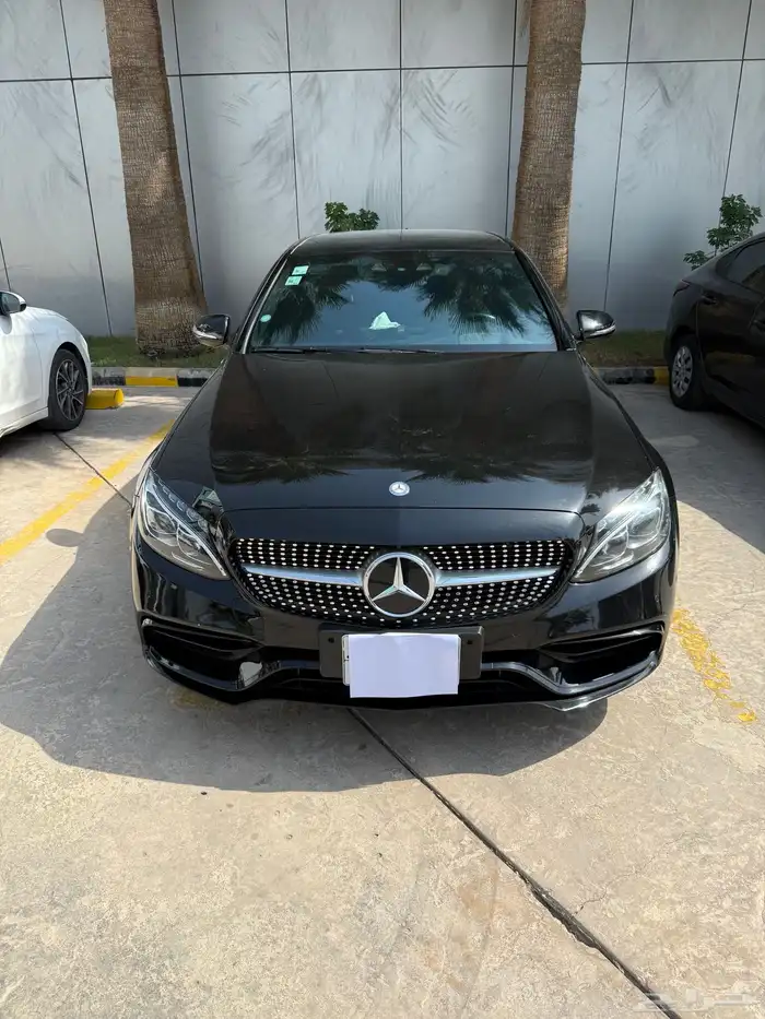 مرسيدس C180 مواصفات خاصة Designo 2