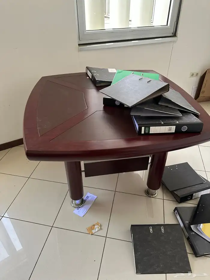 مكاتب مستعملة للبيع 11