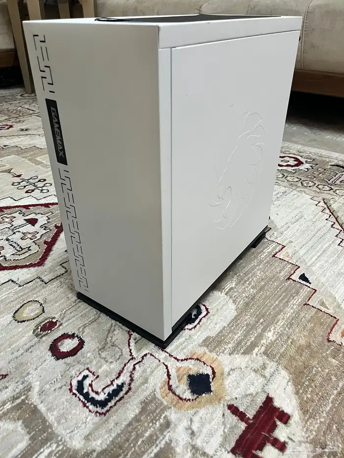 للبيع كيس ابيض و رام ddr4 8gb 1