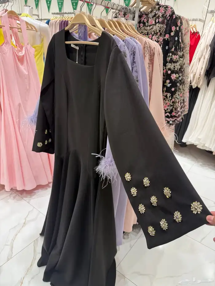 فستان اسود فخم 0