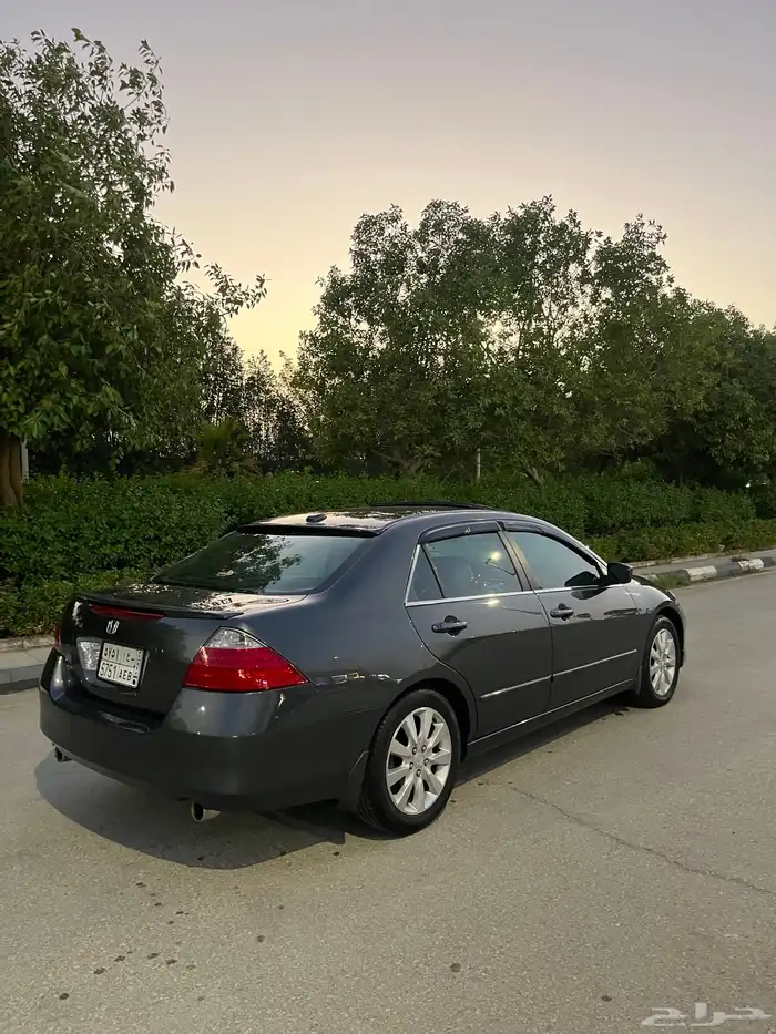 هوندا اكورد v6 1