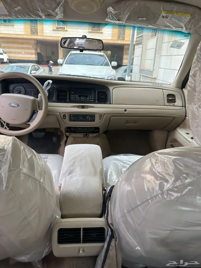 فورد بوليسي 2011 16