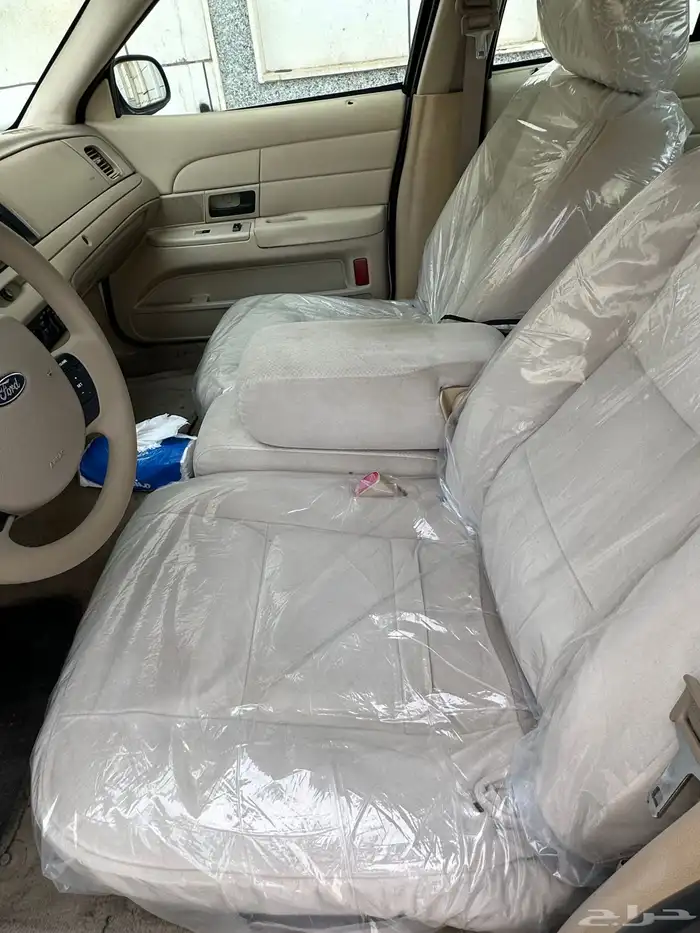 فورد بوليسي 2011 8