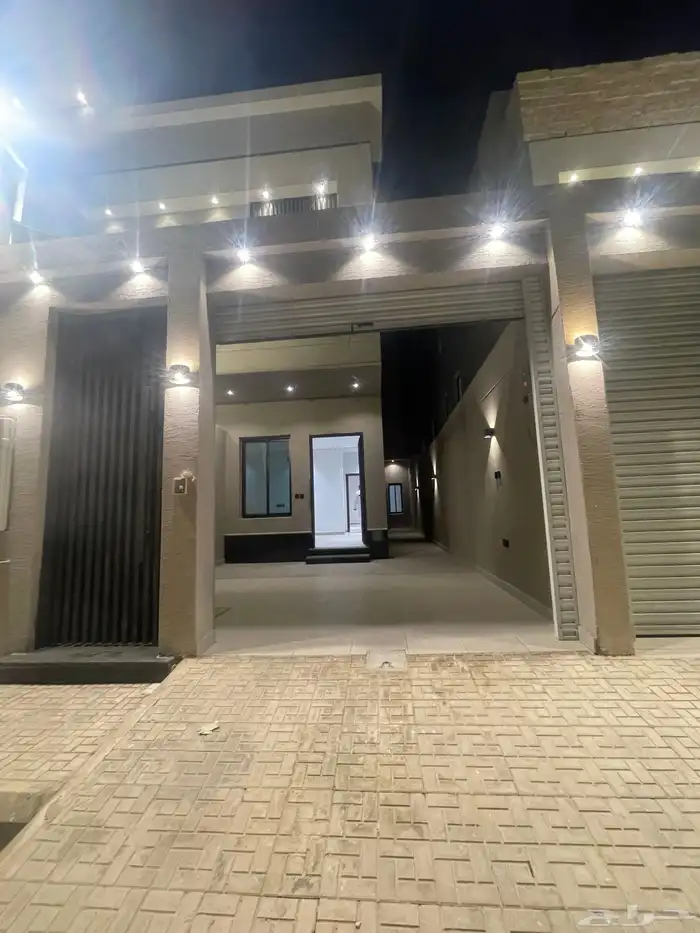 تاون هاوس للبيع بحي المرجان 0