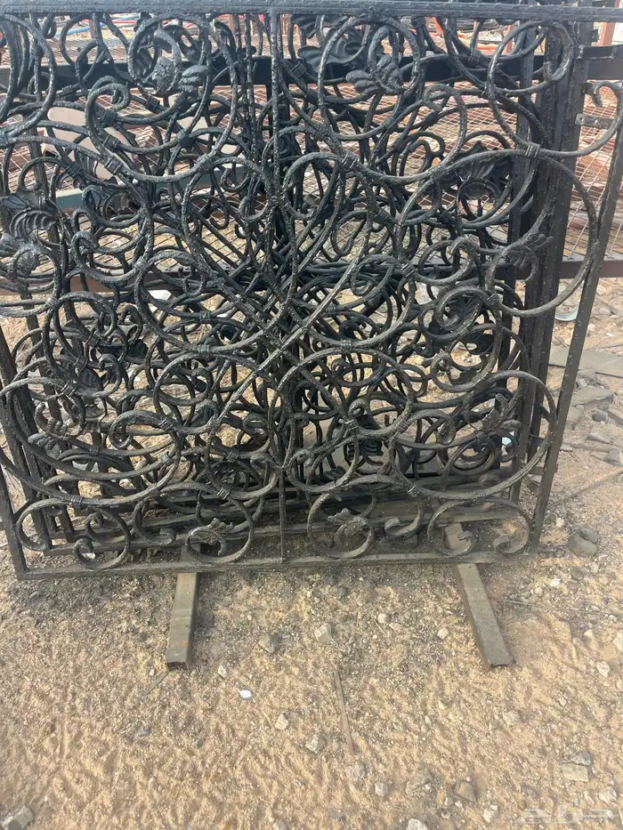 شباك حديد والمنيوم 0