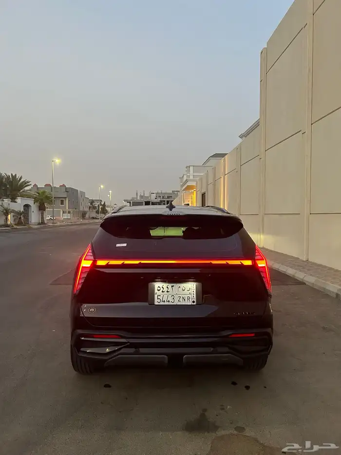 للتنازل بدون مقابل جيلي ستاراي 2025 اسود 5