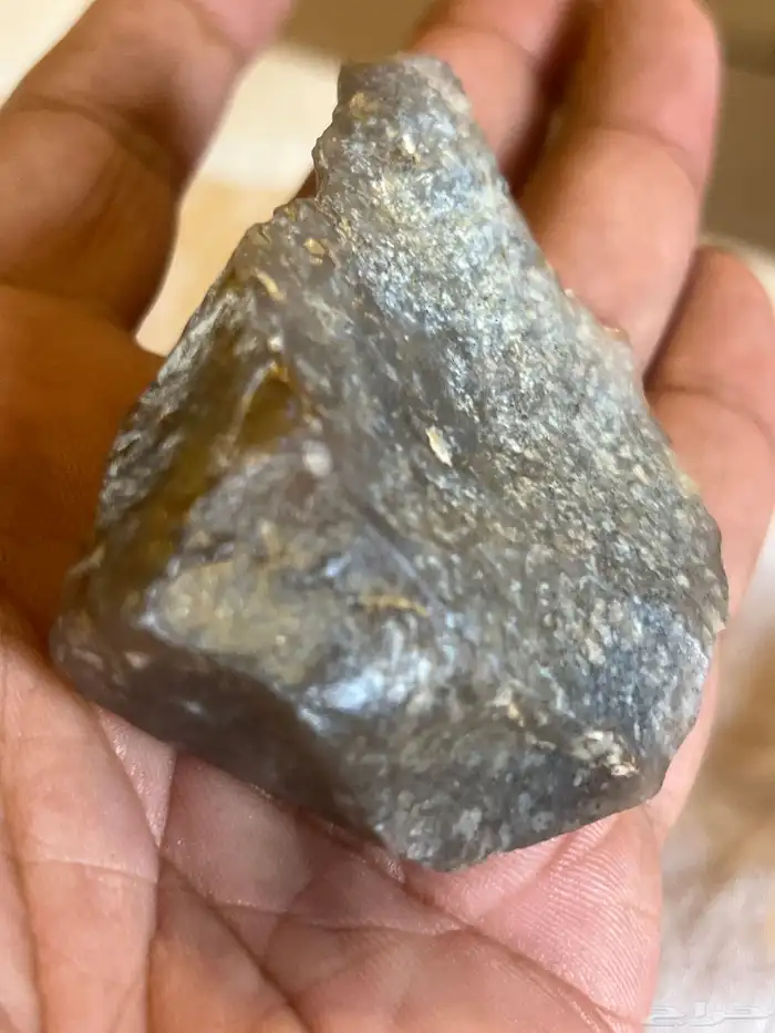 حجر غريب 3