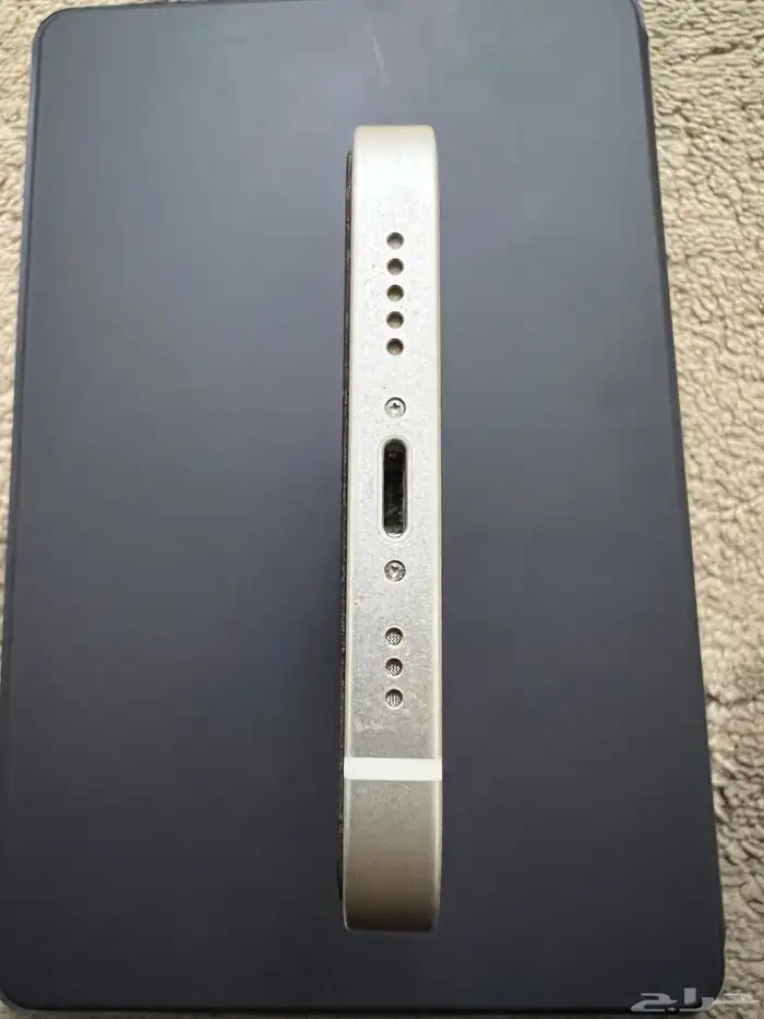 ايفون 12 عادي نظييف للبيع 5