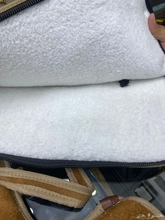 شنطة رشاش من داخل فرو 2
