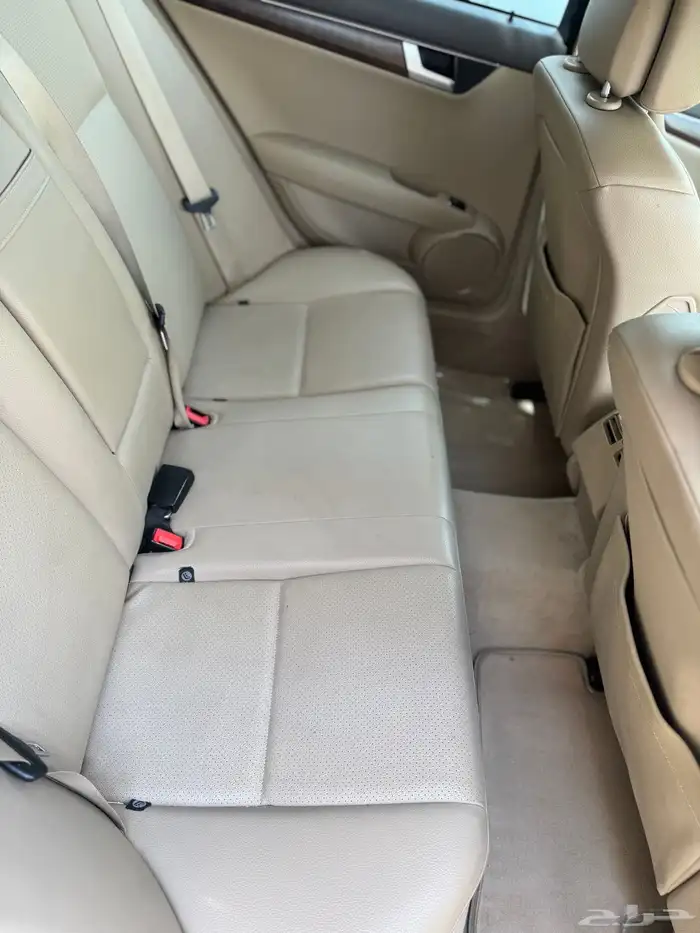 2012 Mercedes-Benz C180 4
