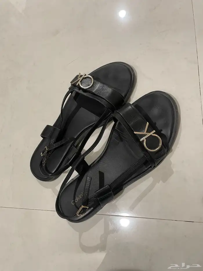 كالفن كلاين 0