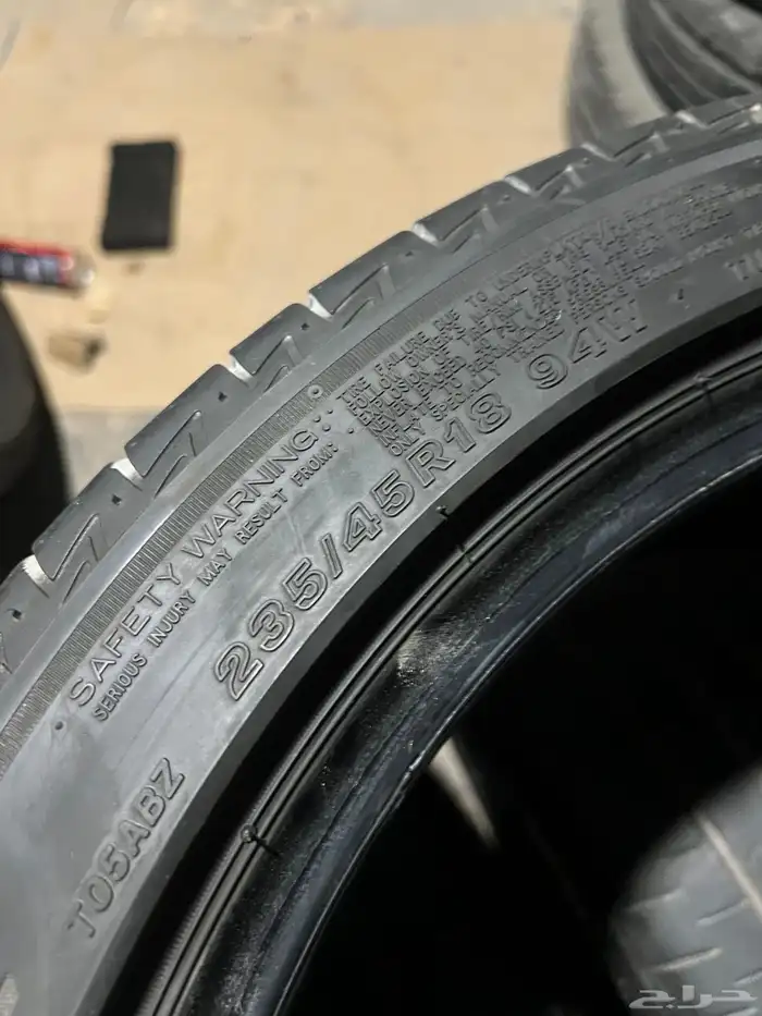 كفرات برجستون ياباني مقاس 235 45 18 كامري 7