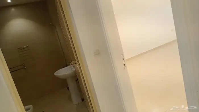 شقق للايجار في حي الازدهار 3