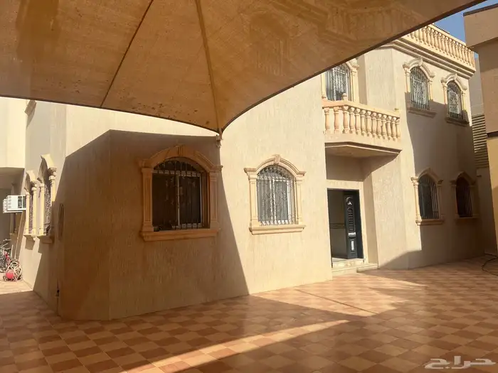 فيلا للبيع في حي العاصمة بالدرعية 14