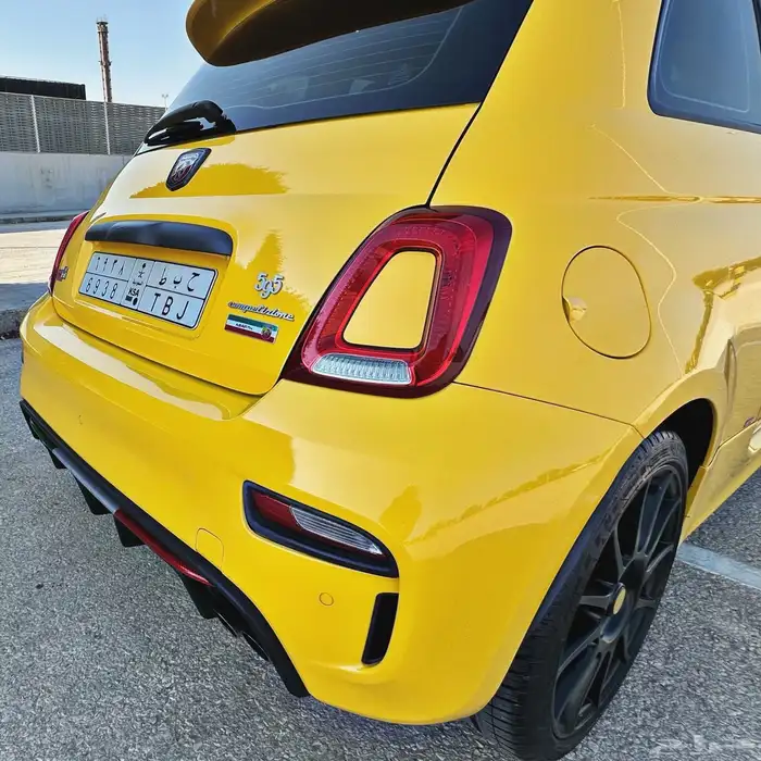 2022 Abarth 595 - SuperPlus  Trim 5