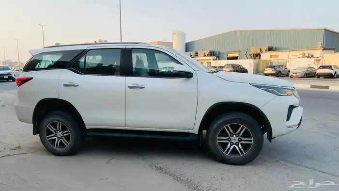 تويوتا فورشنر 2021 دبل 3