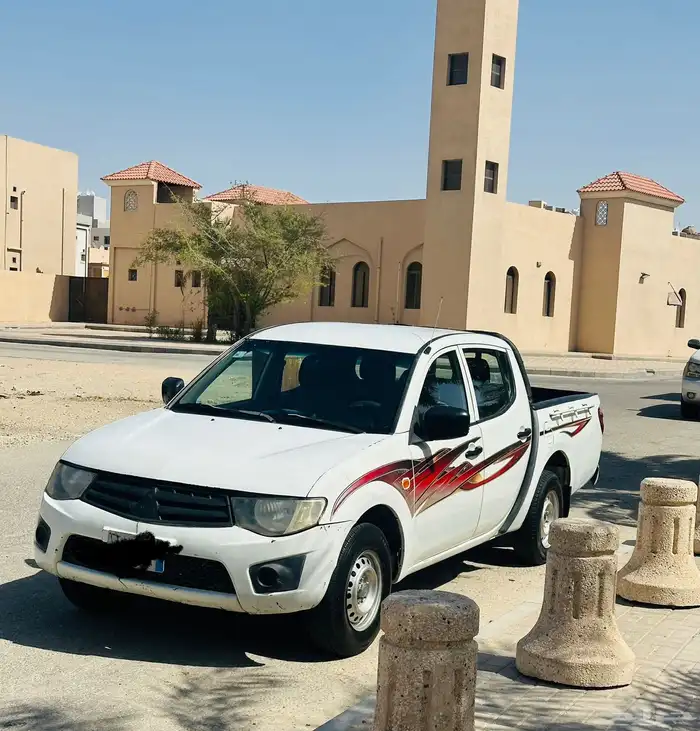 ميتسيوبيشي L200 موديل 2010 للبيع 4