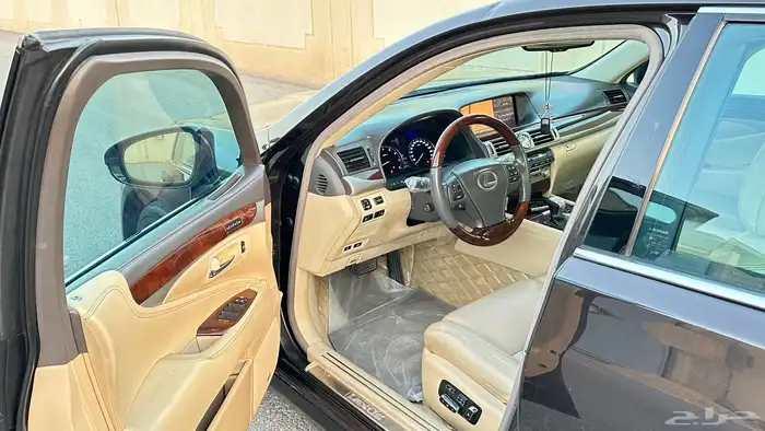 لكزس LS 460 لارج موديل 2013 16
