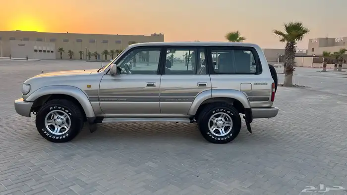 تويوتا لاندكروزر 1997 3