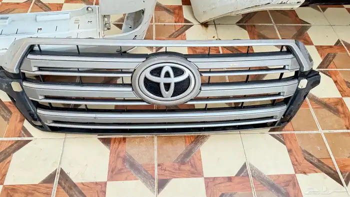 صدامات جيب لاند كروزر وشبك 4