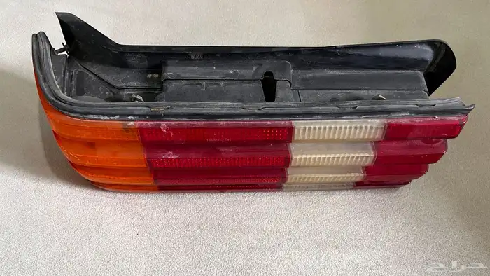 قطع مرسيدس بنز 560 لايجي الا الصامل 0