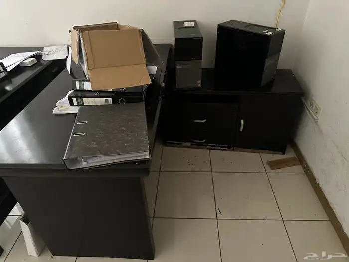 مكاتب مستعملة للبيع 14
