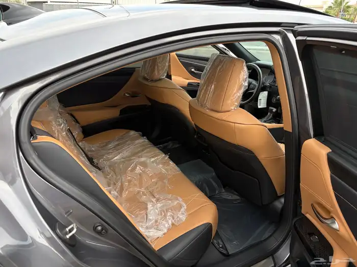 لكزس es 2023 بحالة الاصفار (( مباع )) 31