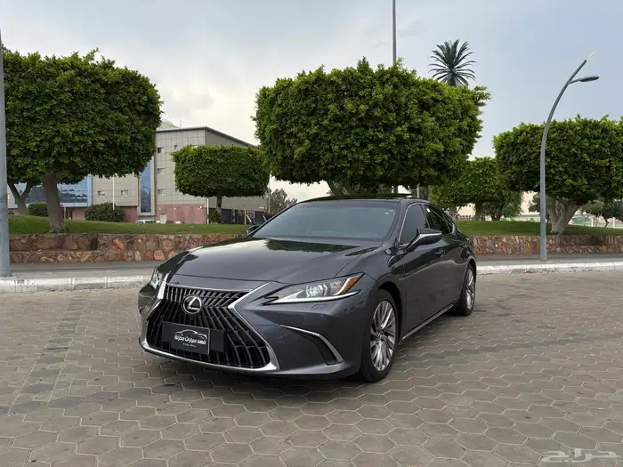 لكزس es 2023 بحالة الاصفار (( مباع )) 4