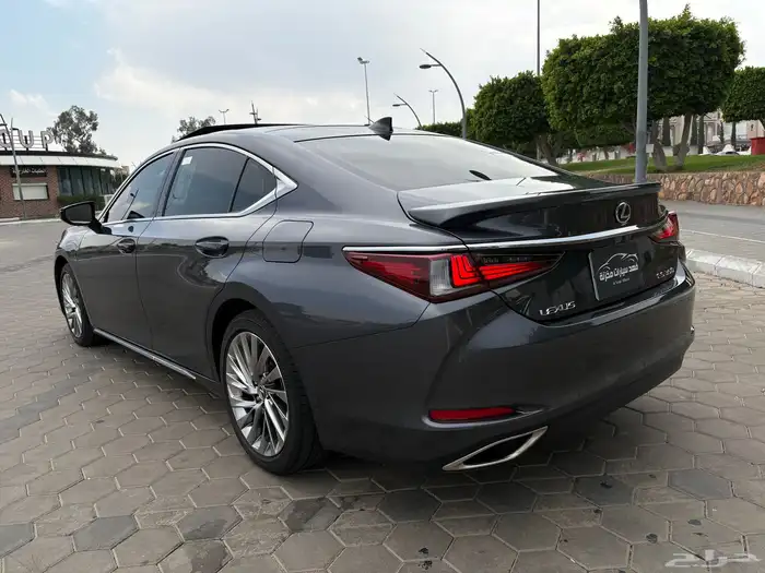 لكزس es 2023 بحالة الاصفار (( مباع )) 10