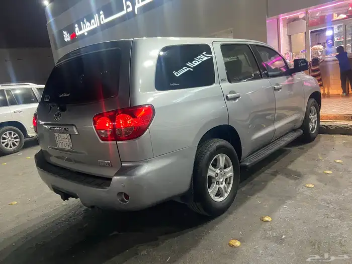 تويوتا سيكويا موديل 2011 ممشي 431000 كم 9