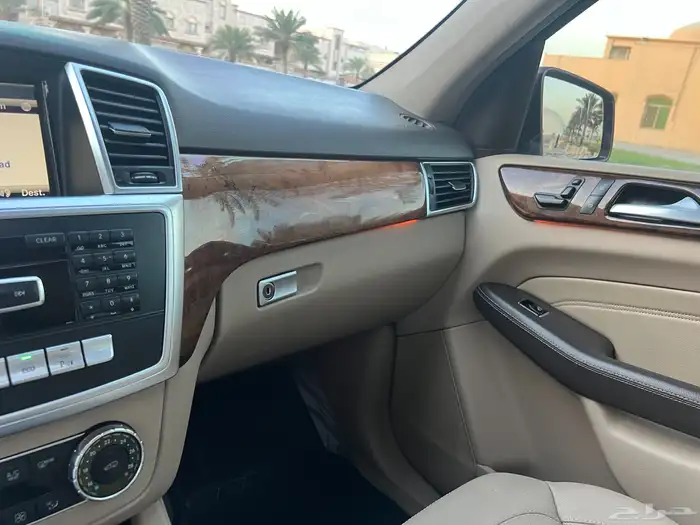 مرسيدس ام ال 400 . 2015 28