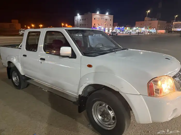 للبيع ددسن 2009 نضيفه ممشى 130 الف 2