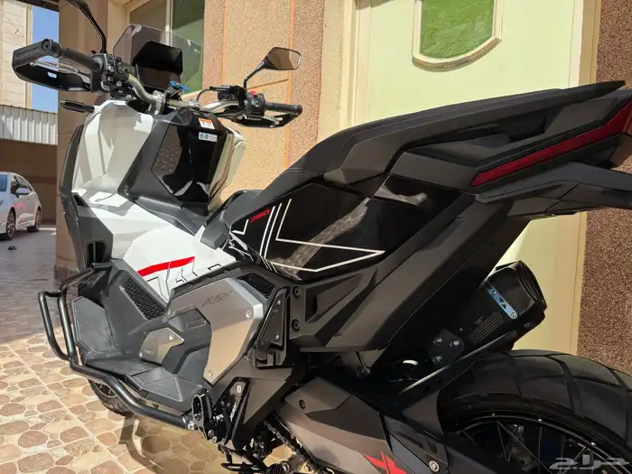 للبيع هوندا دراجة X-ADV750 2023 24